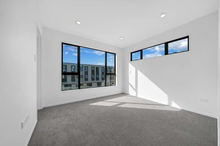 Lot 1-7/14 Montmere Avenue Te Atatu Peninsula_34