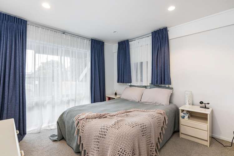 278 Whangaparaoa Road Red Beach_26