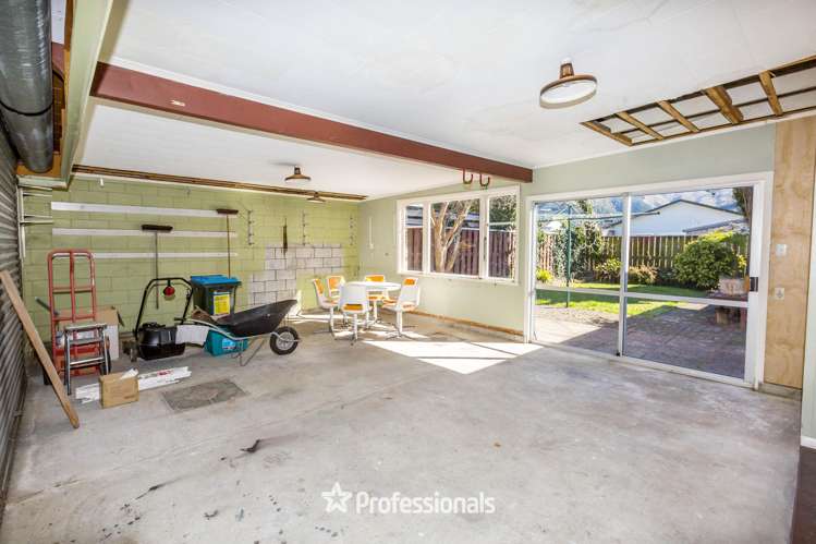 4 Hood Avenue Heretaunga_11