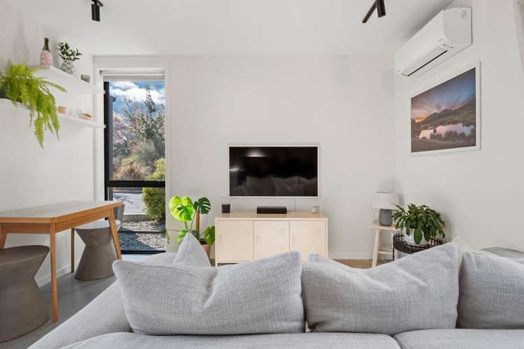 12 Elevator Lane Jacks Point_8