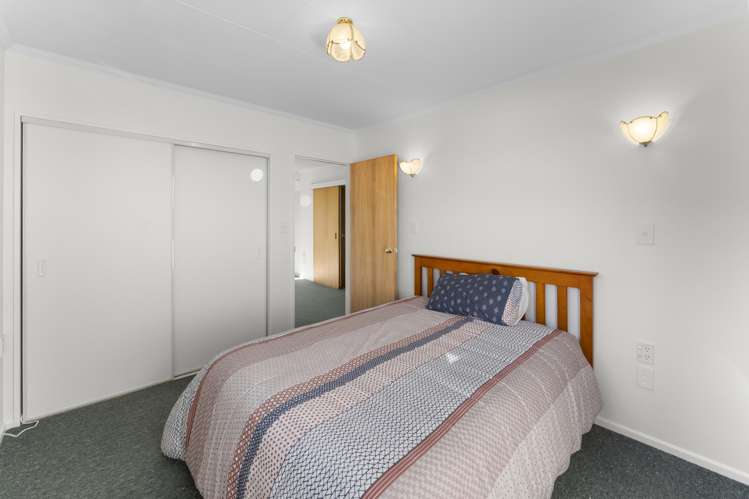14 Fernlea Rise Richmond_13