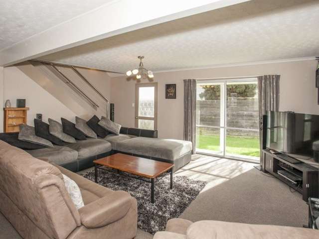 12 Colonial Place Kelvin Grove_3