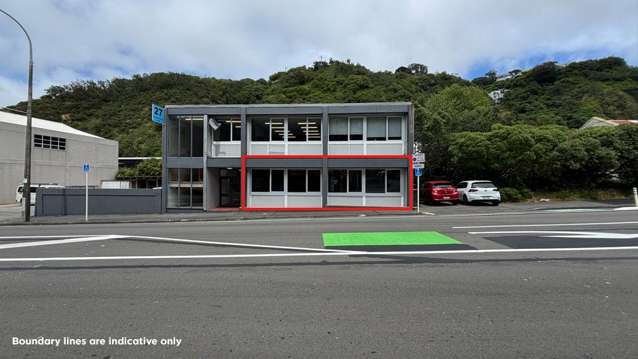 Convenient and sunny office in Kaiwharawhara