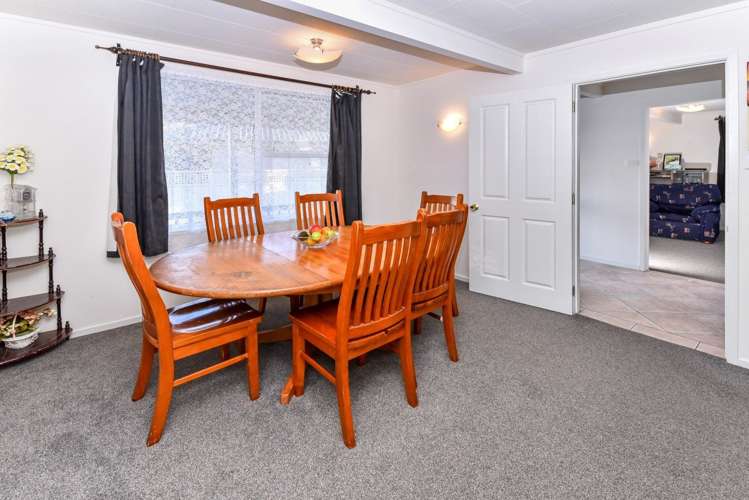 39 Pinehurst Place Wattle Downs_5