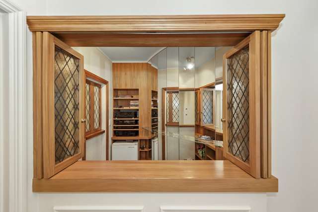 12 Ellerslie Avenue 1053_3