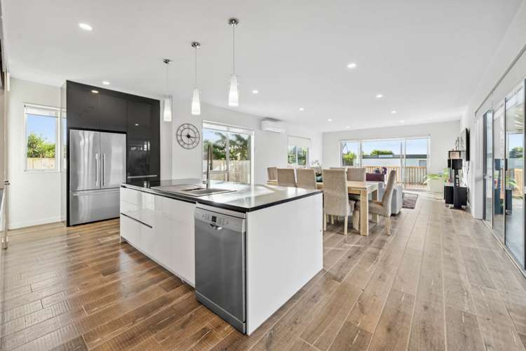 21 Kopuru Road_5
