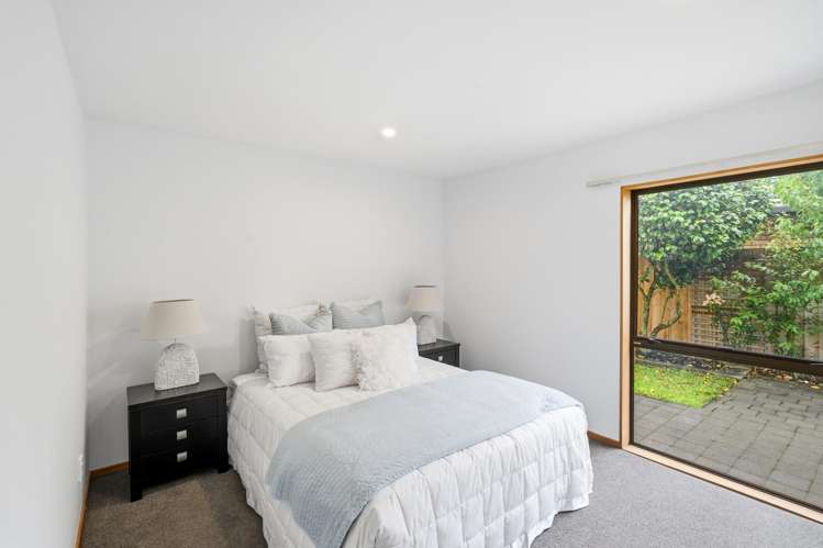 6/4 Broadbent Street Riccarton_6