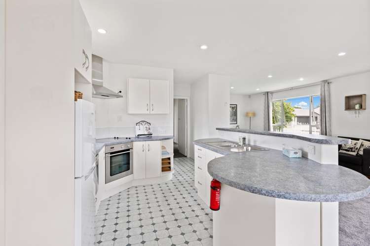 1/136 Harris Crescent Papanui_6