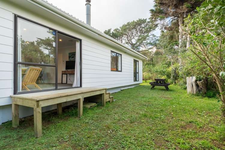 21A Dorset Grove Cannons Creek_10