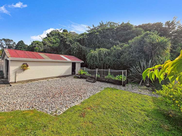188 Stafford Street Hokitika_19