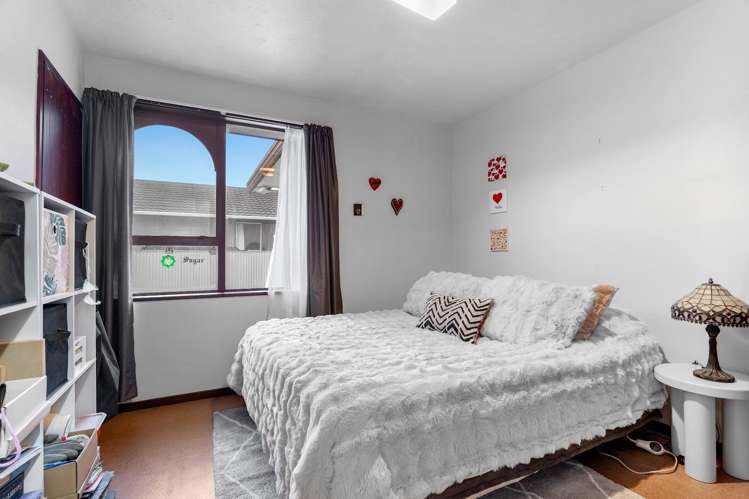 18 Greenock Street Redwood_19
