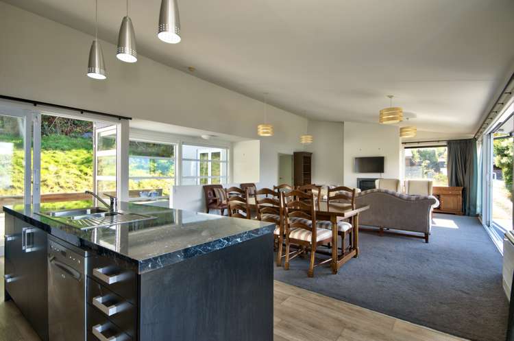 8b Moss Lane Fernhill/Sunshine Bay_8