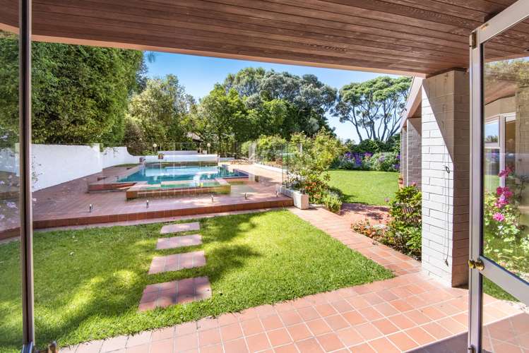 173 Beach Road Castor Bay_5