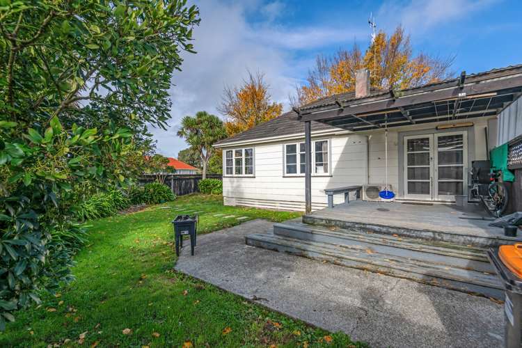 2 Hinton Place Roslyn_14