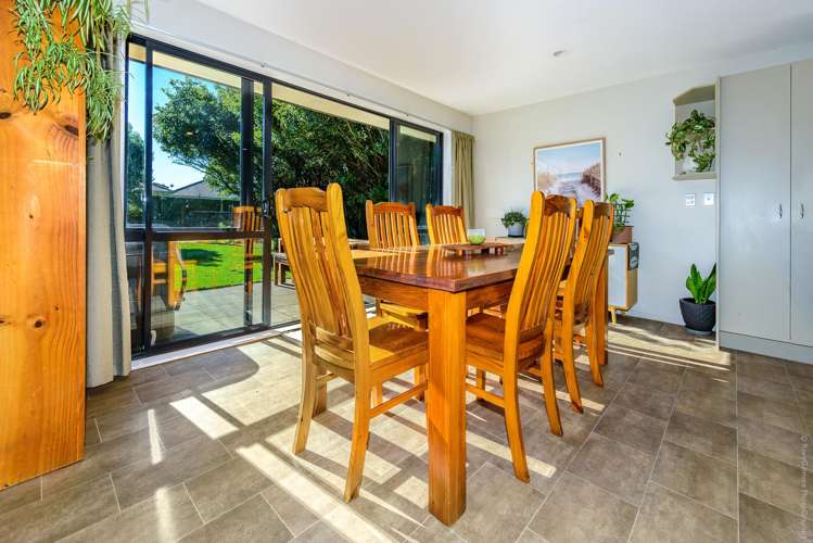 9 School Lane Kirwee_11