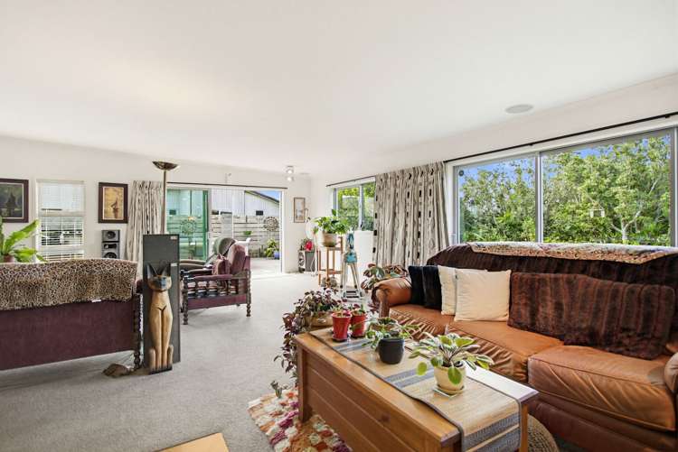 5 Debenham Drive Whitianga_10