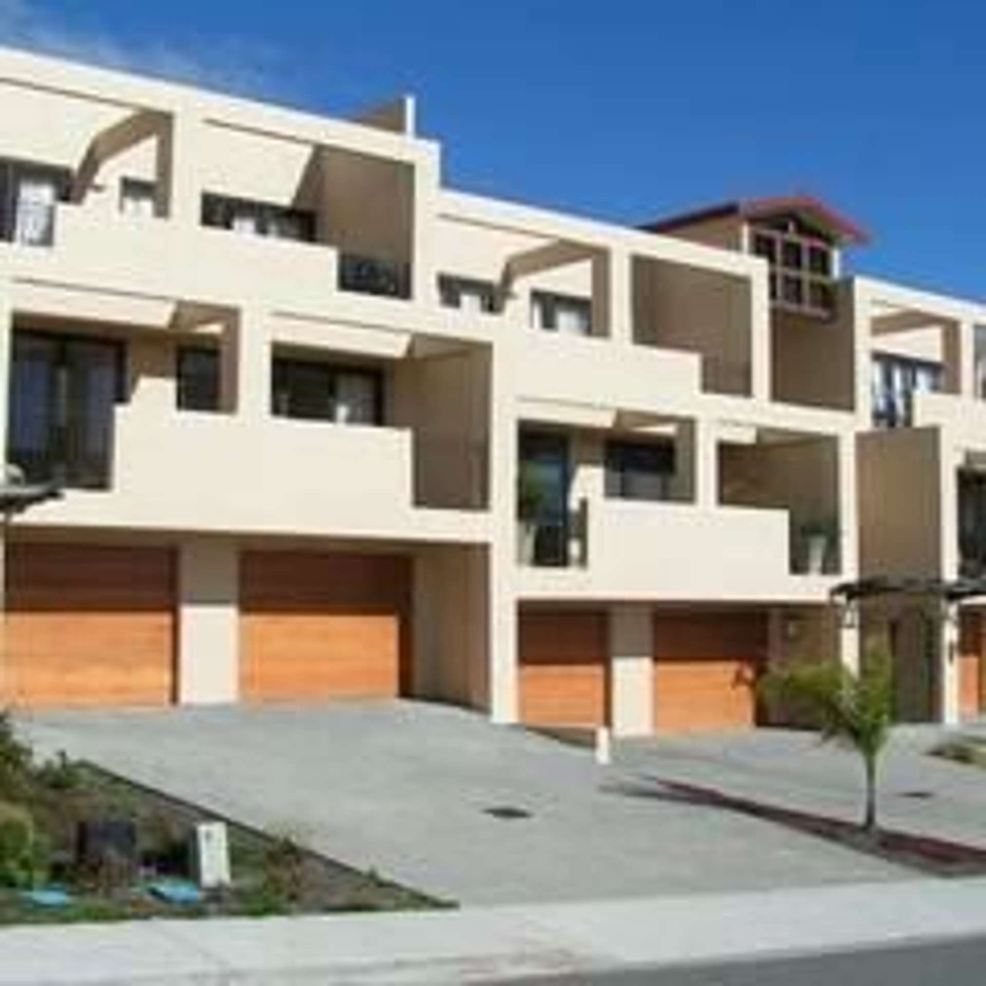 22/8 Monte Cassino Place Birkdale_0