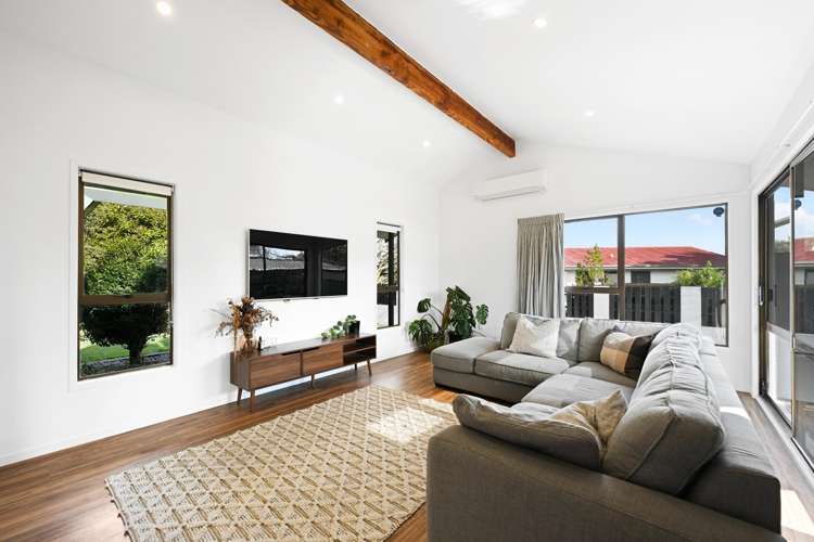 11 Camden Place Pukete_2