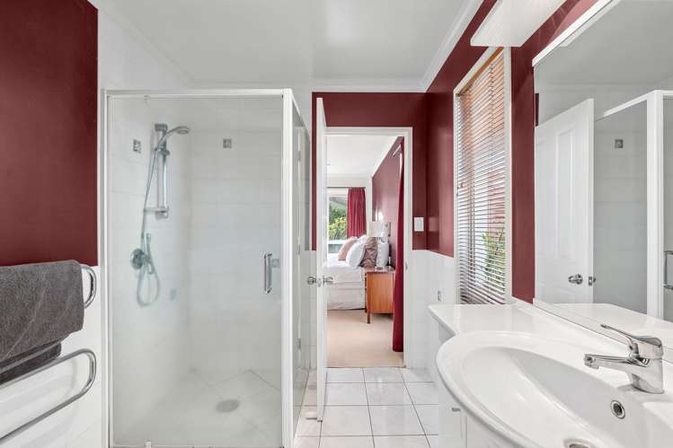8 Te Puroa Place Huntington_11