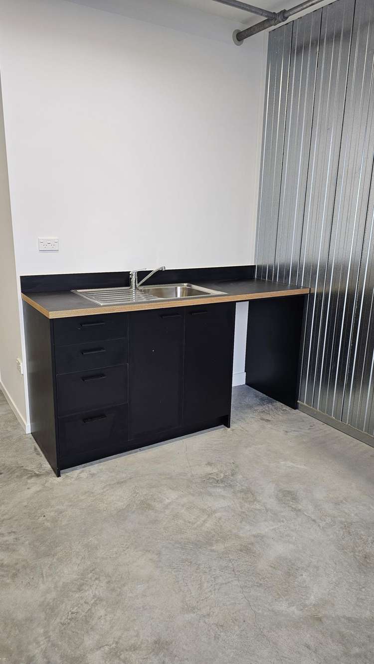 Unit 21, 12 Mohuia Crescent Porirua_9