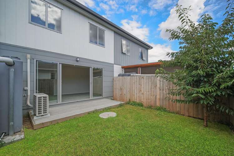 2/70 Clevedon Road Papakura_13