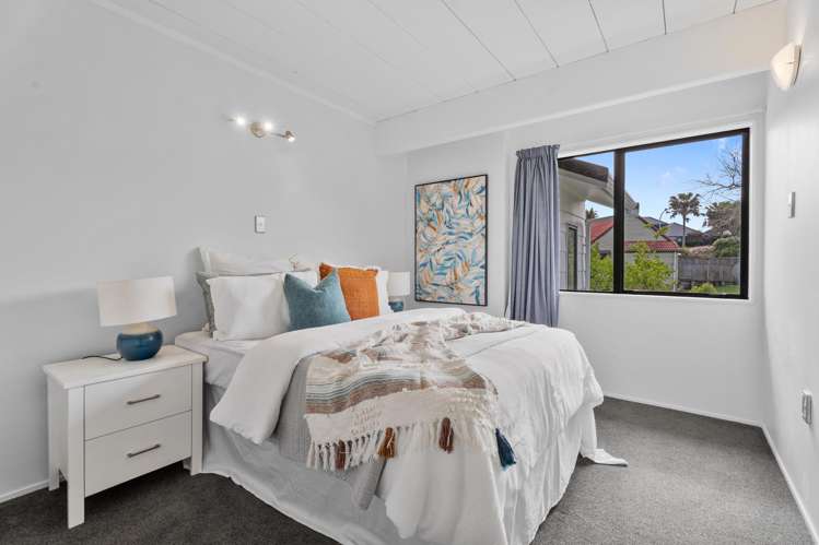 4 Ruka Lane St Johns_16