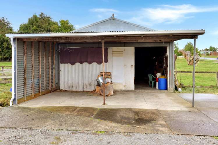 15 Sinclair Avenue Nightcaps_14