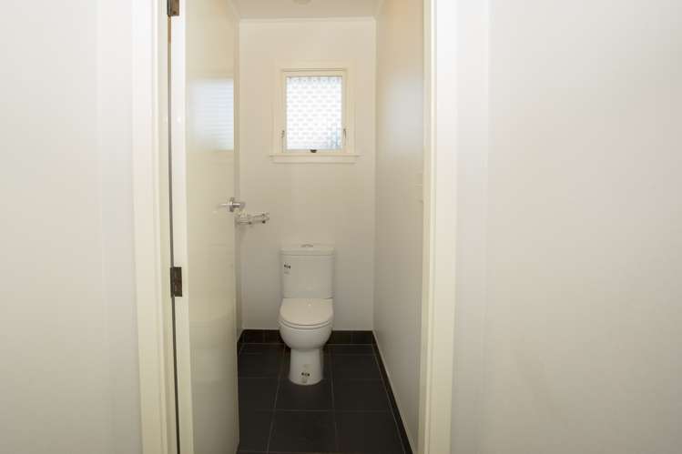 5 Osborn Grove Allenton_18