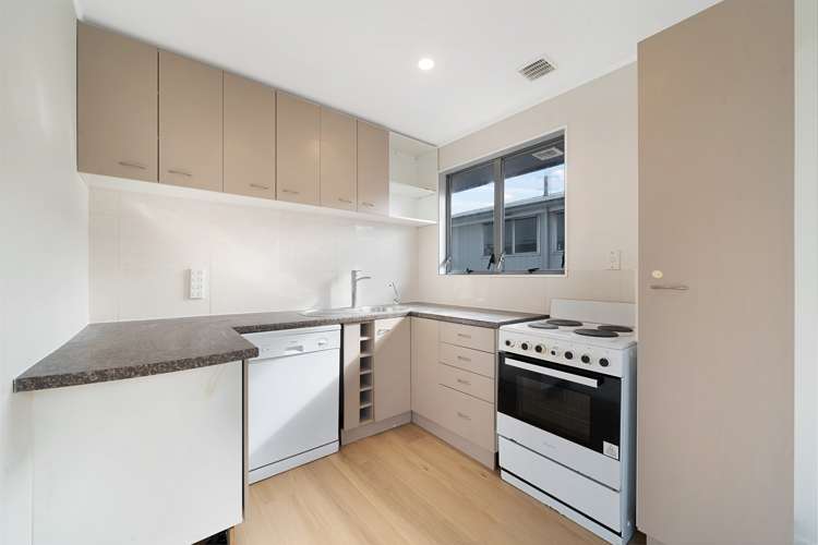 1/24a Waimumu Road Massey_7