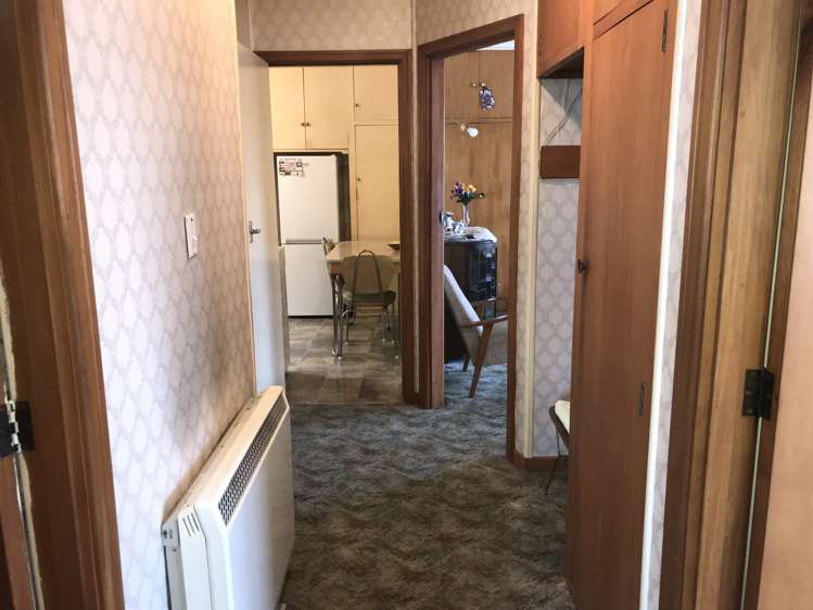 2/42 Reid Crescent Allenton_11