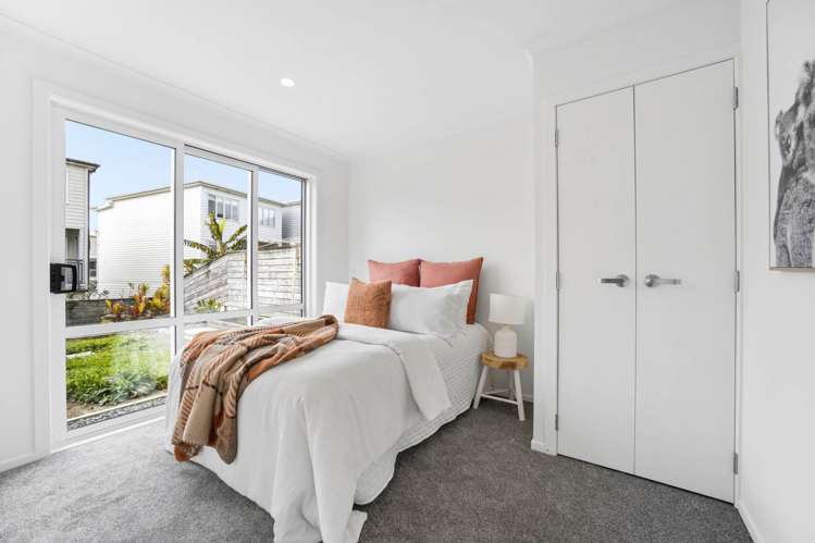 34 Fernly Rise Flat Bush_3