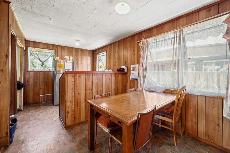 139 Pine Drive Murupara_4