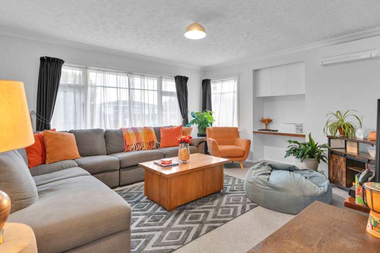 19 Brockenhurst Street Aranui_10