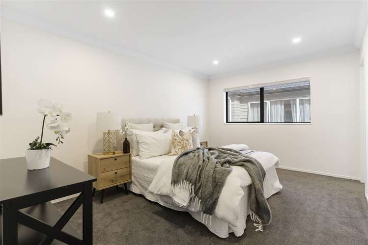 7 Heavenly Way Flat Bush_12