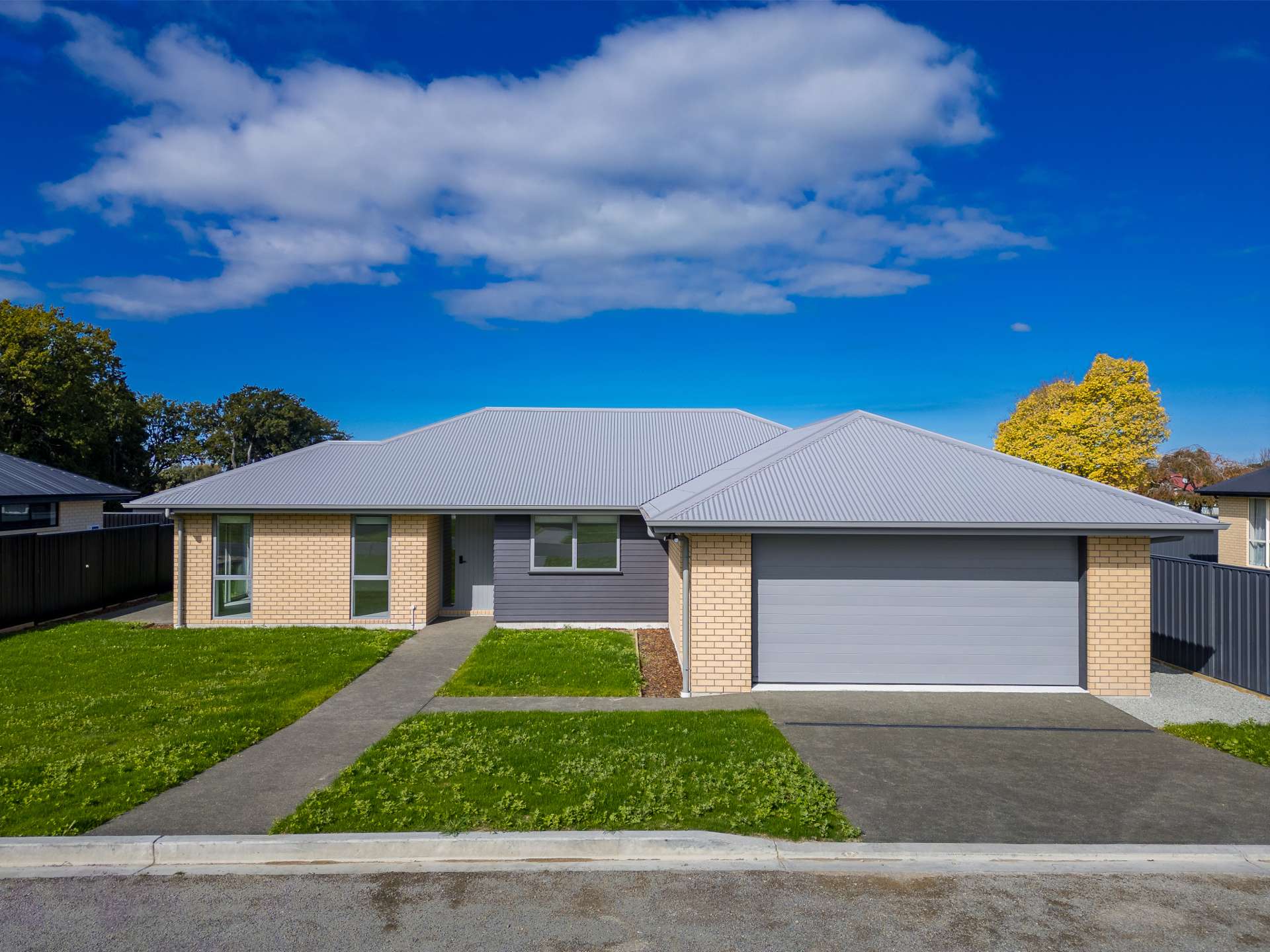 1 Strawberry Lane Waimate_0