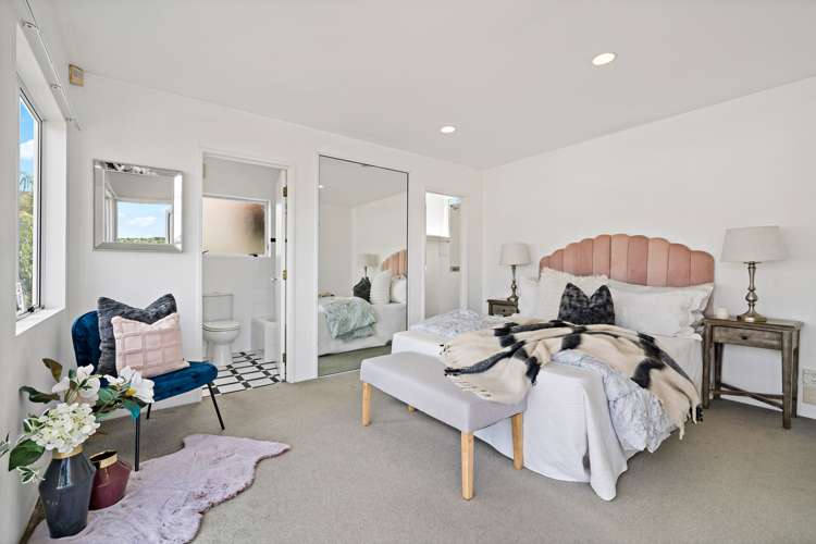 2/62 Simmental Crescent Somerville_27