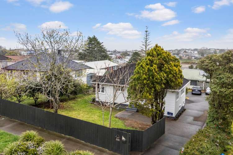 34 Roseman Avenue Mount Roskill_17