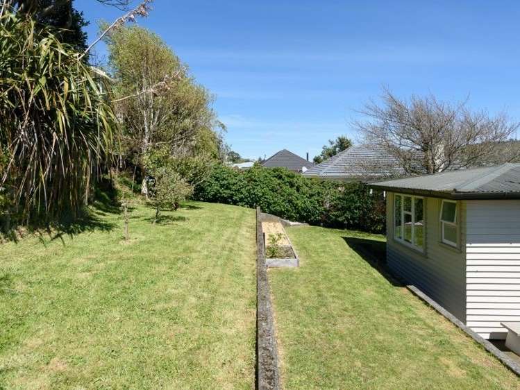 118 Helston Road Paparangi_14