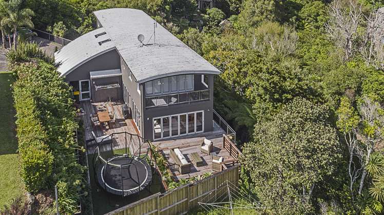 20a Oliver Twist Avenue Mellons Bay_20