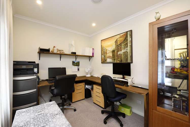 71 Sunningdale Drive Stoke_28