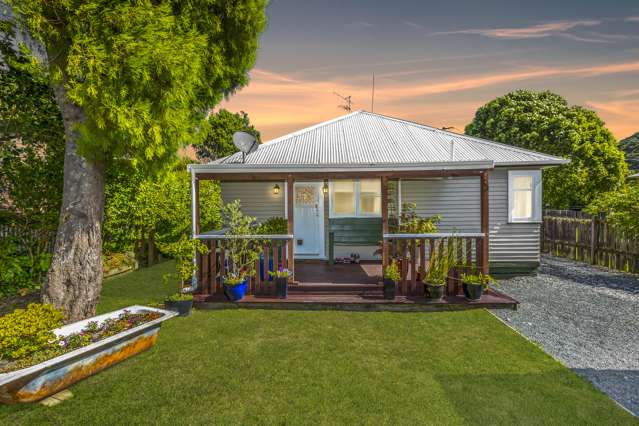 3-bedrooms, Garage & Hobbies Room