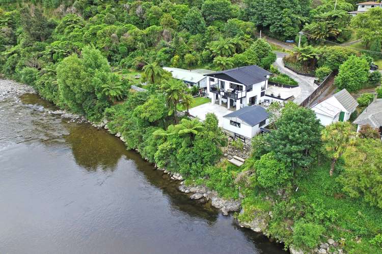 67 Bridge Road Birchville_0