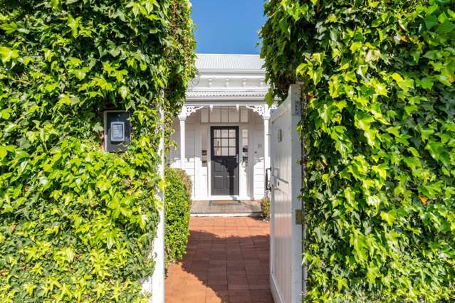 French Country Villa in Parnell - C'est Bon