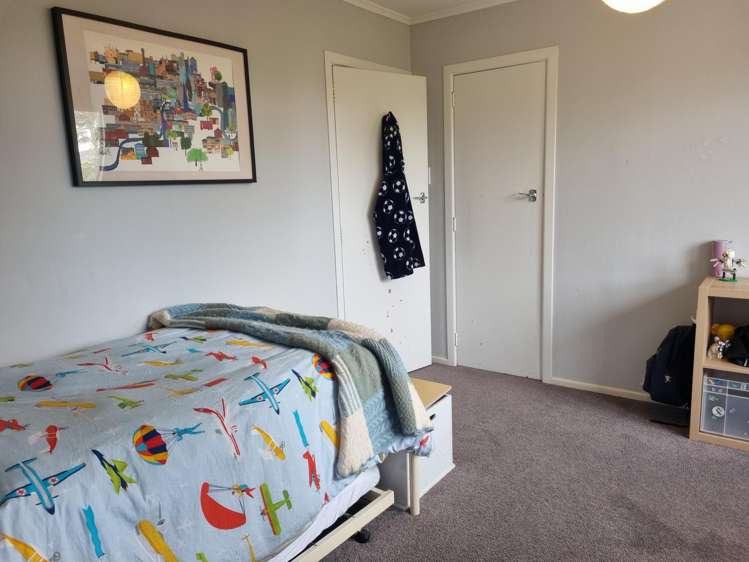 10 Bristol Avenue Brookfield_12