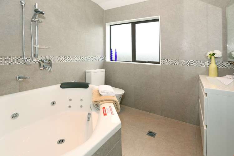 49 Bolton Street Blockhouse Bay_17