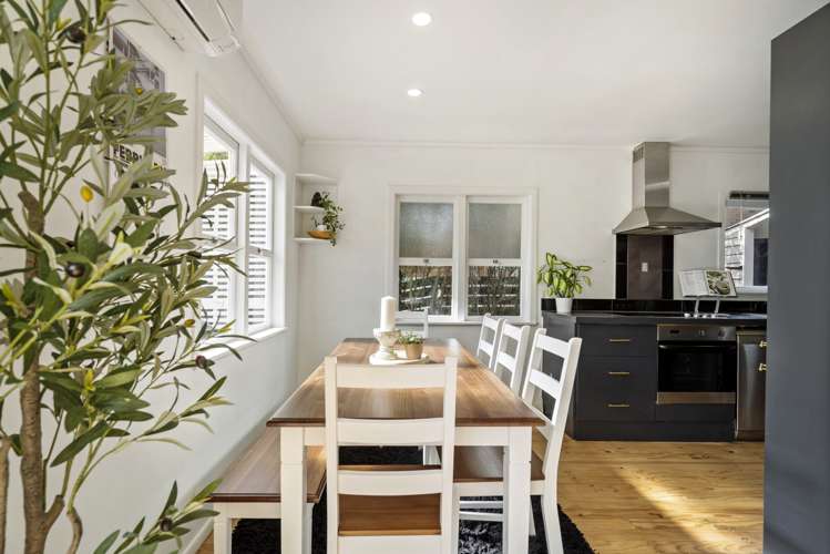 19 Lanigan Street Birkdale_13