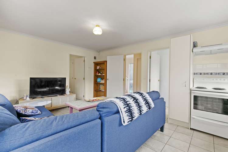 102a Parkvale Road Karori_14