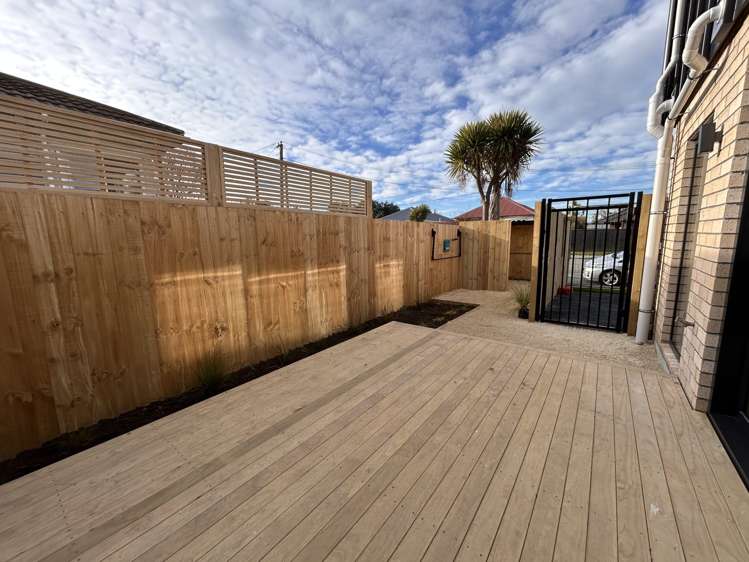 2/11 Hulbert Street Linwood_10