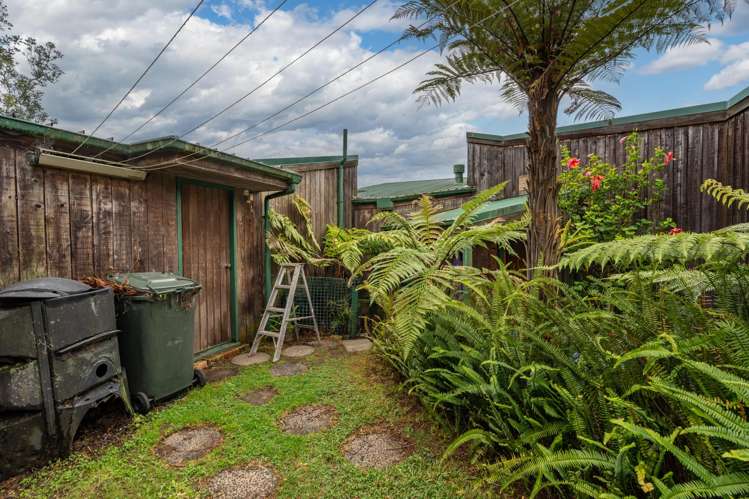 134 Lake Crescent Hamilton Lake_25