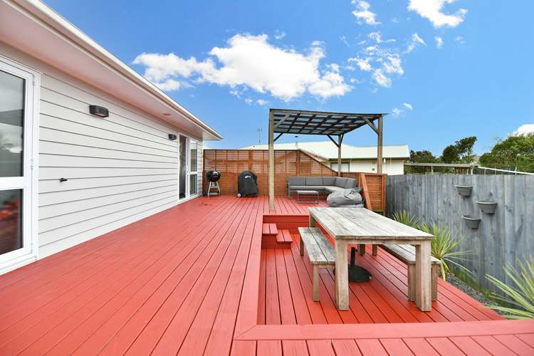 18 Aitkenhead Court Parakai_15